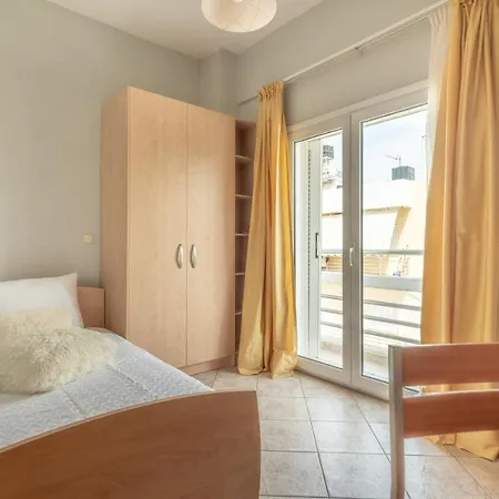 Spacious Near Downtown * Ηράκλειο Κρήτης
