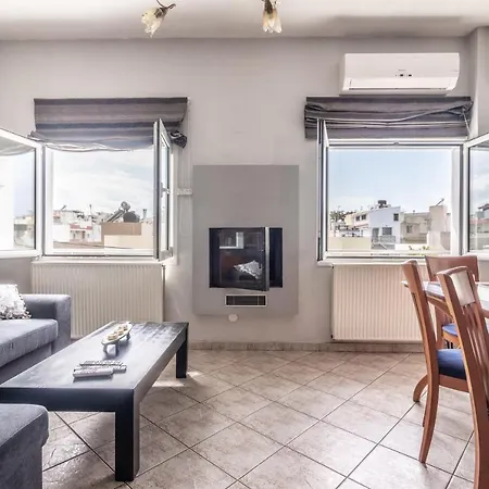 Spacious Near Downtown Διαμέρισμα *